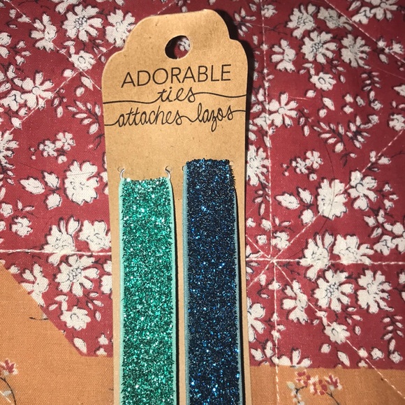 Headbands - Picture 2 of 7